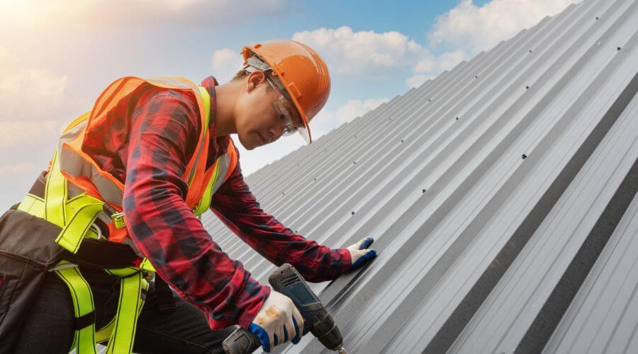 Professional Emergency Roof Repairs services in North Lewisburg, OH